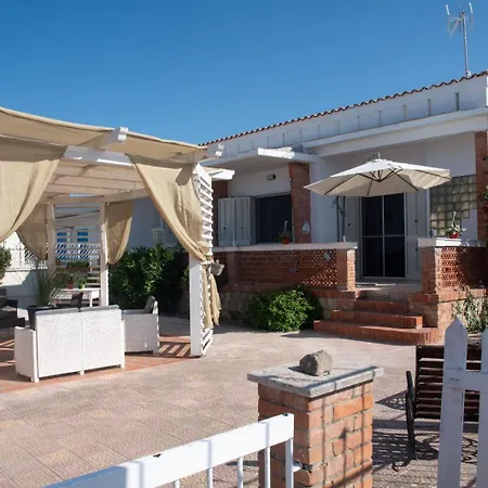 Rifugio Sul Mare * San Leone